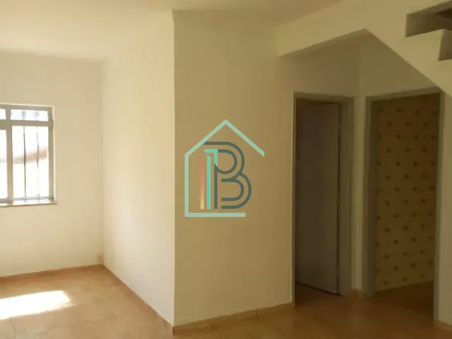 Casa com 120m² 3 quartos e 3 banheiros, para alugar, no bairro Vila Aliança em Guarulhos
