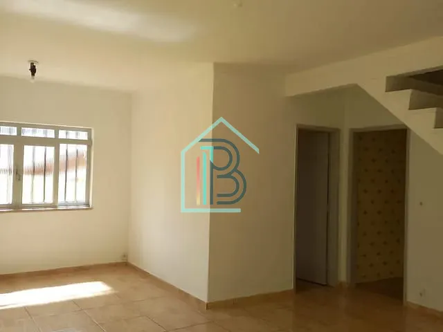 Casa com 120m² 3 quartos e 3 banheiros, para alugar, no bairro Vila Aliança em Guarulhos