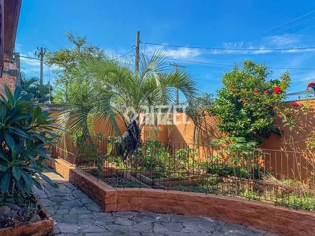 Casa com 212m² 4 quartos e 2 banheiros, à venda, no bairro Liberdade em Novo Hamburgo