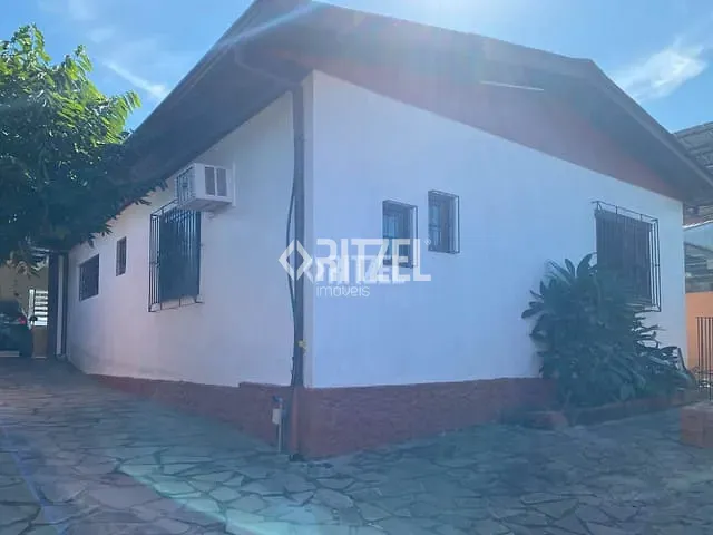 Casa com 212m² 4 quartos e 2 banheiros, à venda, no bairro Liberdade em Novo Hamburgo