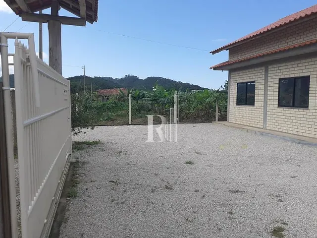 Sítio com 600m² 4 quartos e 5 banheiros, à venda, no bairro Terra Nova em Tijucas