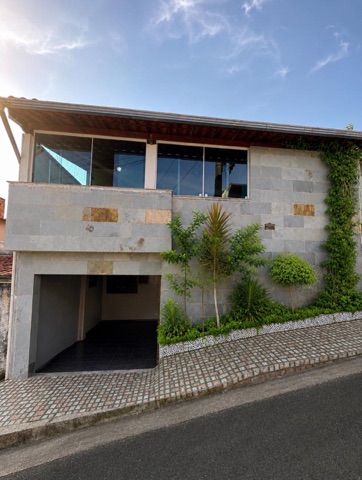Casa 3 quartos e 2 banheiros, à venda, no bairro Maria Antonieta Mello Azevedo (São Benedito) em Santa Luzia