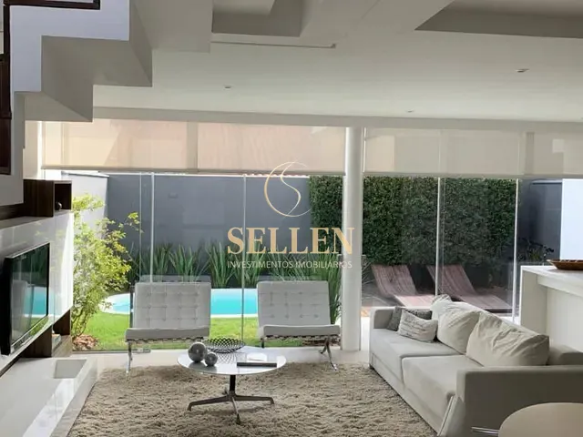 Casa com 350m² 3 quartos e 5 banheiros, para alugar, no bairro Centro em Balneário Camboriú