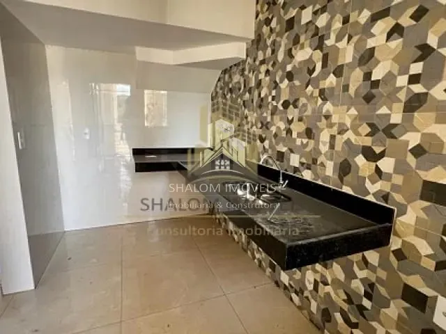 Casa com 115m² 3 quartos e 2 banheiros, à venda, no bairro Vale das Orquideas em Contagem