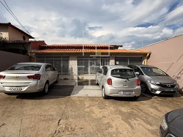 Casa com 250m², para alugar, no bairro Jardim Guanabara em Campinas