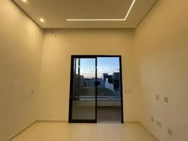 Casa com 250m² 3 quartos e 3 banheiros, à venda, no bairro Loteamento Reserva Ermida em Jundiaí