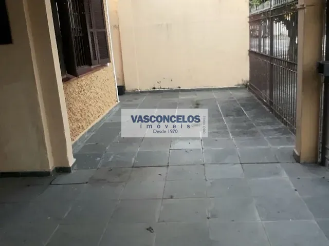 Casa com 202m² 4 quartos e 2 banheiros, à venda, no bairro Jardim Bela Vista em São José dos Campos