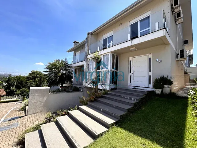 Casa com 150m² 3 quartos e 3 banheiros, à venda, no bairro Rondônia em Novo Hamburgo