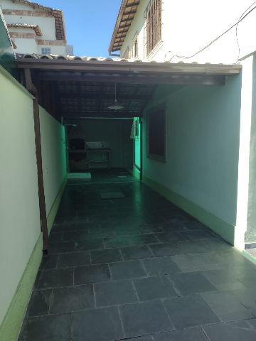 Casa 3 quartos e 3 banheiros, para alugar, no bairro Balneário Remanso em Rio das Ostras