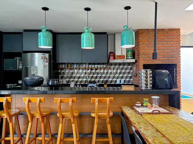 Casa 3 quartos e 2 banheiros, à venda, no bairro Jardim Ecoville I em Cambé