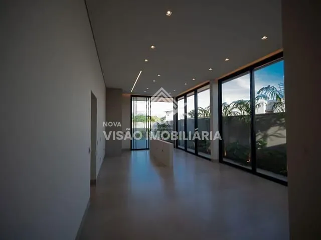 Casa com 385m², à venda, no bairro Eunice em Sinop