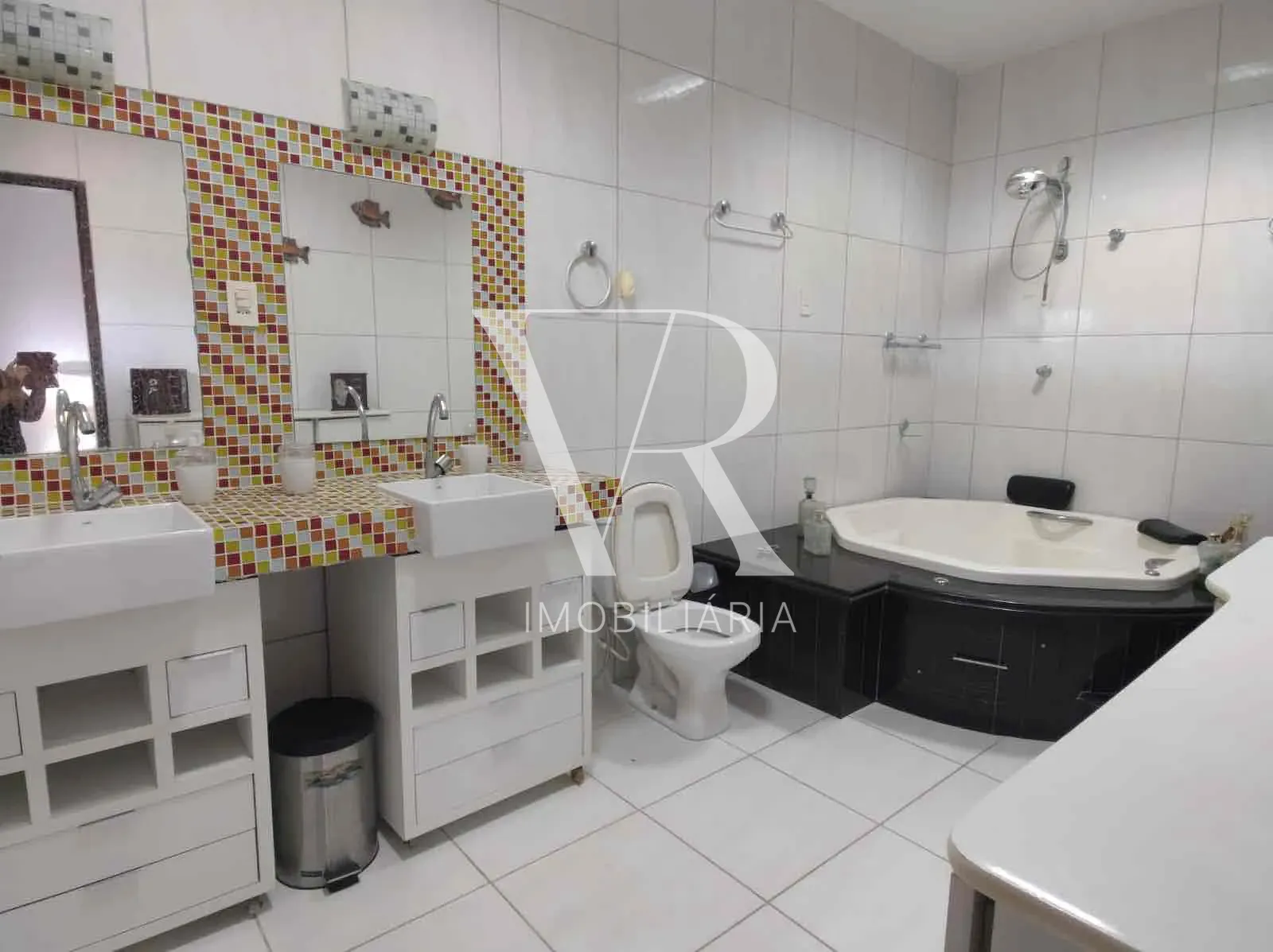Casa, 5 quartos, 240 m² - Foto 27