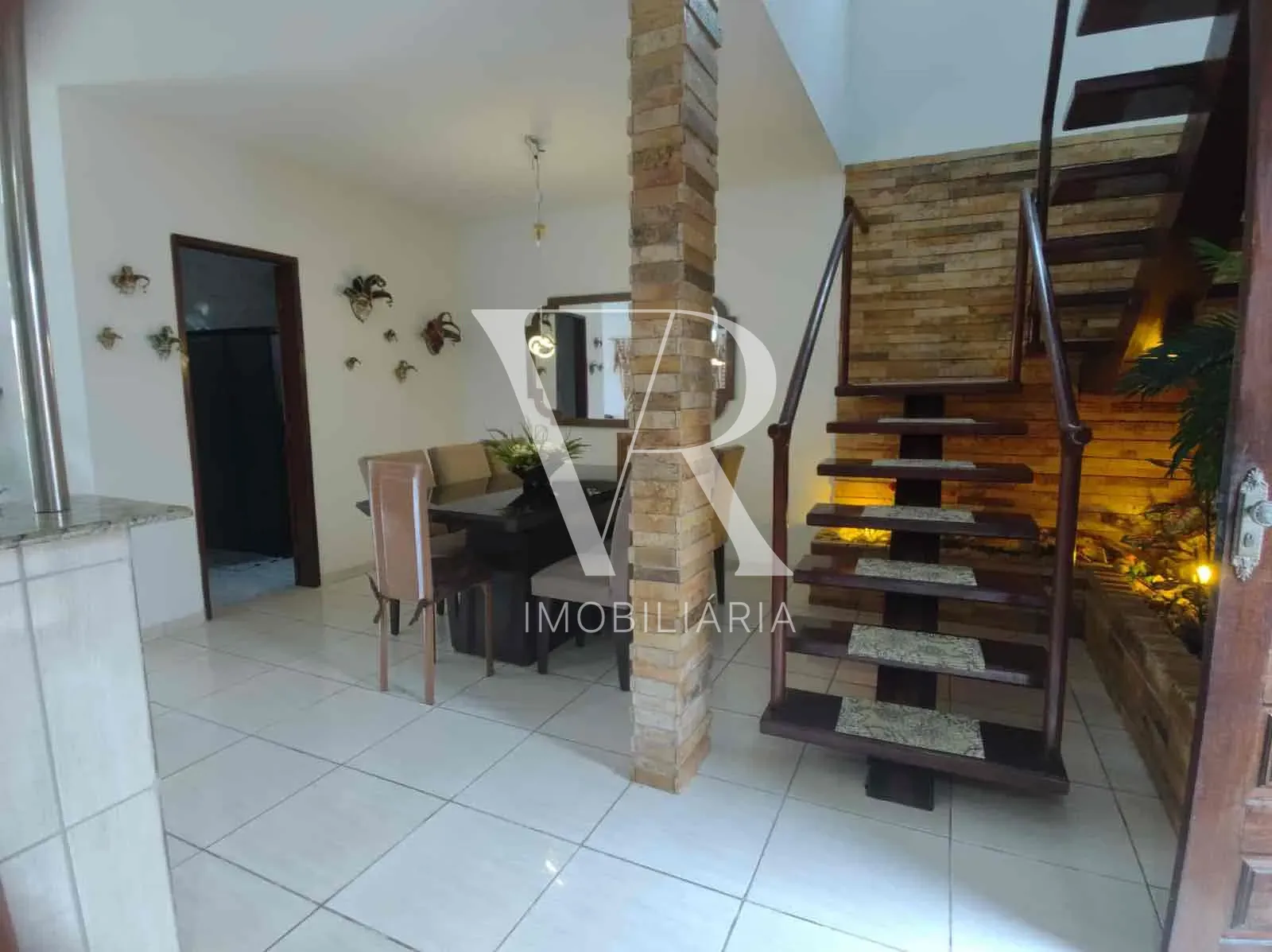 Casa, 5 quartos, 240 m² - Foto 9
