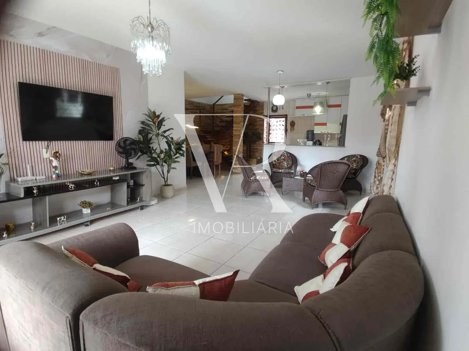 Casa, 5 quartos, 240 m² - Foto 10