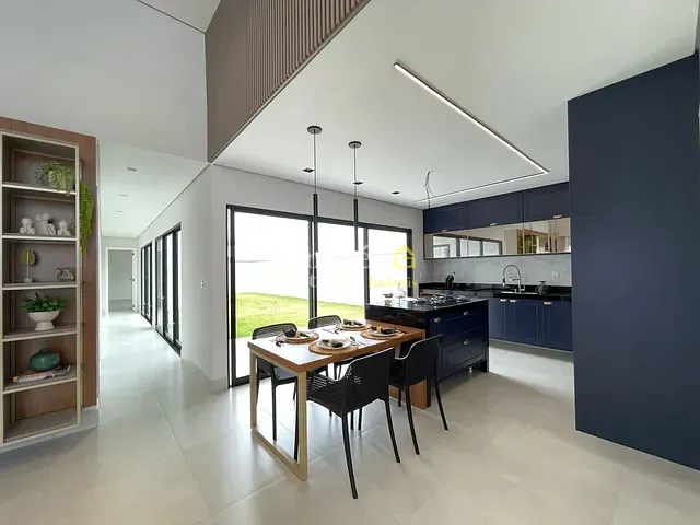 Casa com 360m² 3 quartos e 1 banheiro, à venda, no bairro Peró em Cabo Frio