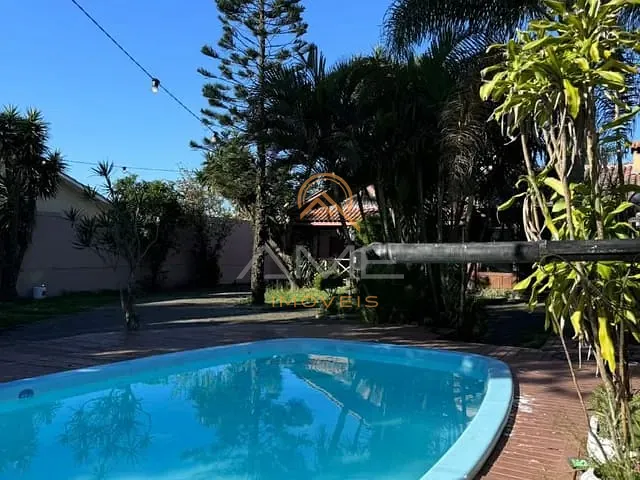 Casa com 400m², à venda, no bairro Laranjal em Pelotas