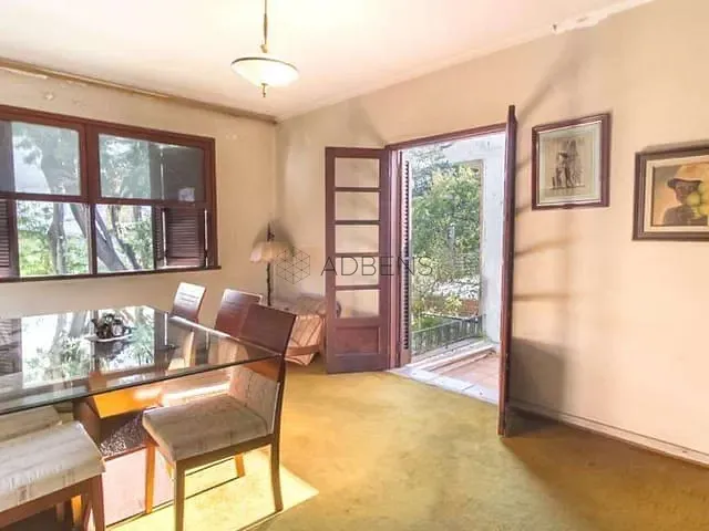 Casa com 400m² 3 quartos e 2 banheiros, à venda ou para alugar, no bairro Água Branca em São Paulo