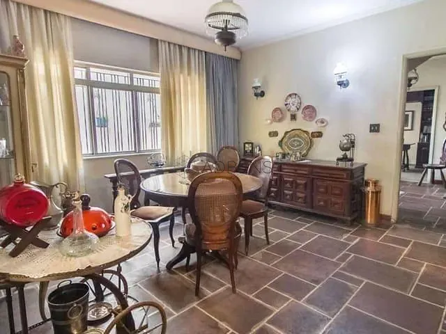 Casa com 400m² 3 quartos e 2 banheiros, à venda ou para alugar, no bairro Água Branca em São Paulo