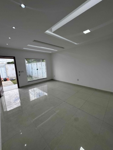 Casa com 242m² 3 quartos e 2 banheiros, à venda, no bairro Village em Campos dos Goytacazes