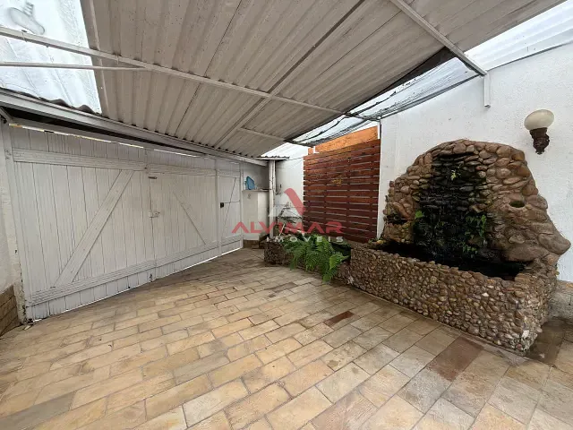 Casa 2 quartos e 1 banheiro, para alugar, no bairro Parque das Ilhas em Volta Redonda
