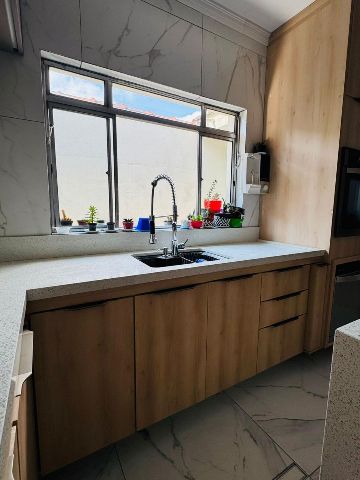 Casa com 127m² 2 quartos e 2 banheiros, à venda, no bairro Alves Dias em São Bernardo do Campo