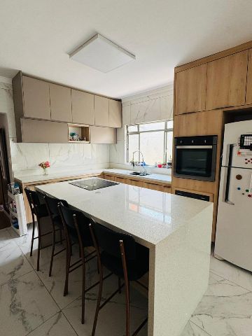Casa com 127m² 2 quartos e 2 banheiros, à venda, no bairro Alves Dias em São Bernardo do Campo