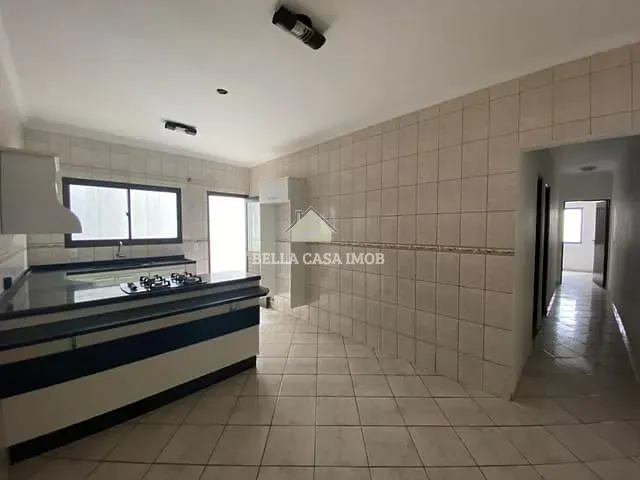 Casa com 200m² 3 quartos e 3 banheiros, à venda, no bairro Wanel Ville em Sorocaba