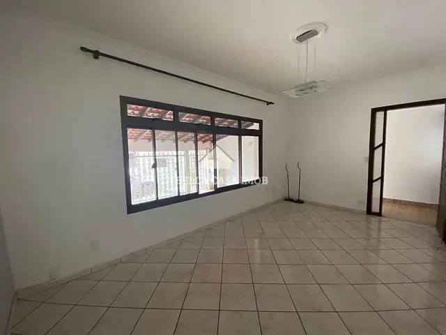 Casa com 200m² 3 quartos e 3 banheiros, à venda, no bairro Wanel Ville em Sorocaba