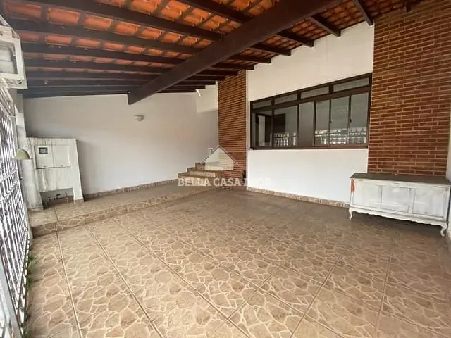 Casa com 200m² 3 quartos e 3 banheiros, à venda, no bairro Wanel Ville em Sorocaba