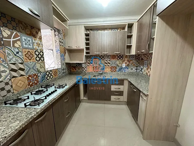 Casa 2 quartos e 2 banheiros, à venda, no bairro Das Nações em Fraiburgo