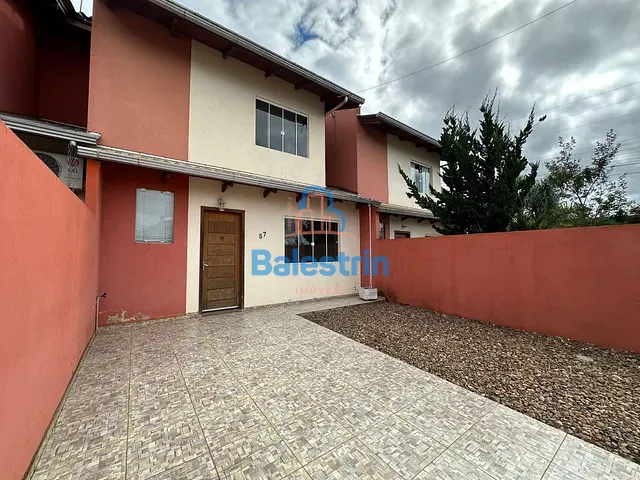 Casa 2 quartos e 2 banheiros, à venda, no bairro Das Nações em Fraiburgo