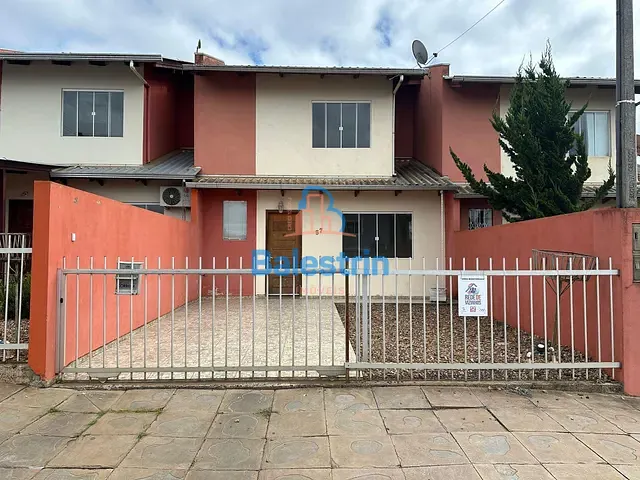 Casa 2 quartos e 2 banheiros, à venda, no bairro Das Nações em Fraiburgo