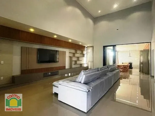 Casa com 420m² 3 quartos e 3 banheiros, à venda, no bairro Setor Bougainville em Anápolis