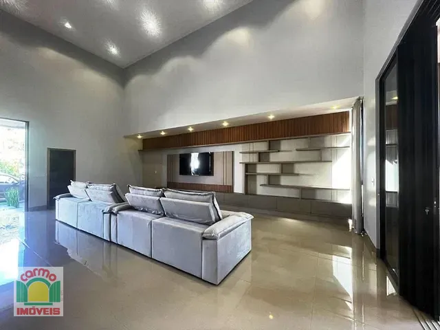 Casa com 420m² 3 quartos e 3 banheiros, à venda, no bairro Setor Bougainville em Anápolis