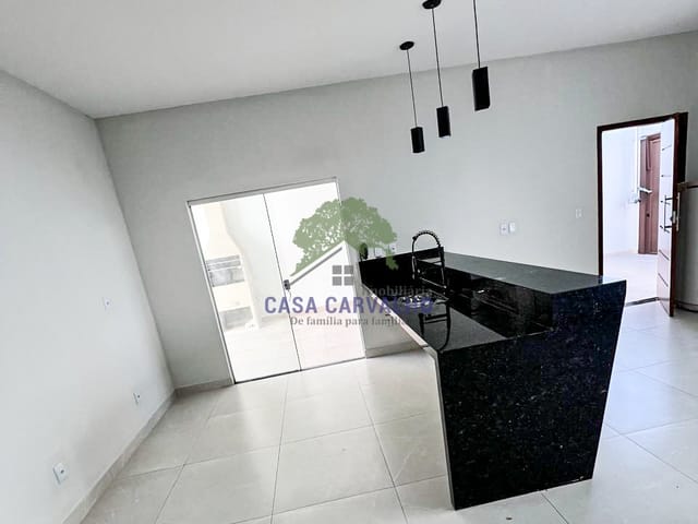 Casa 3 quartos e 2 banheiros, à venda, no bairro Maria Leite em Corumbá