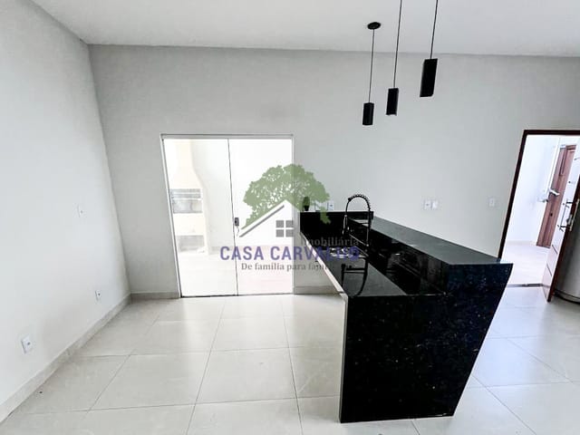 Casa 3 quartos e 2 banheiros, à venda, no bairro Maria Leite em Corumbá