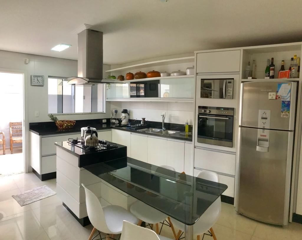 Casa, 4 quartos, 310 m² - Foto 32