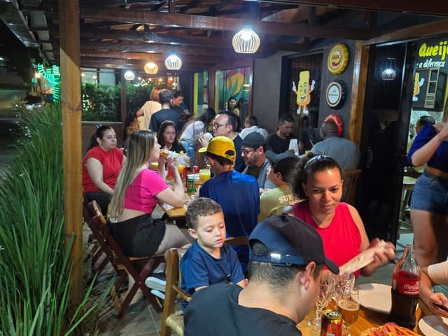 Casa com 306m², à venda, no bairro ARMAÇÃO em Penha