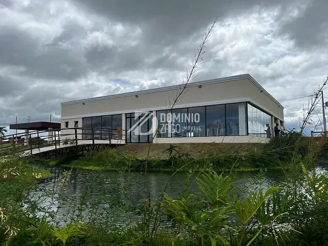 Casa com 250m² 3 quartos e 2 banheiros, à venda, no bairro Conjunto Manoel Mendes em Uberaba