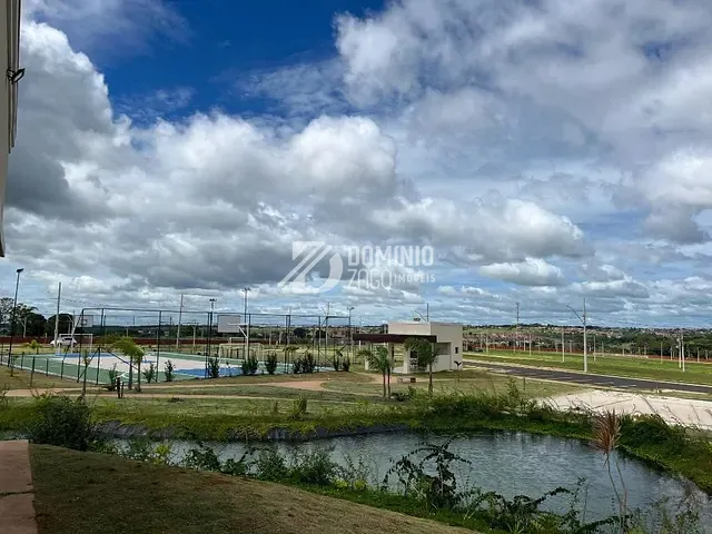 Casa com 250m² 3 quartos e 2 banheiros, à venda, no bairro Conjunto Manoel Mendes em Uberaba