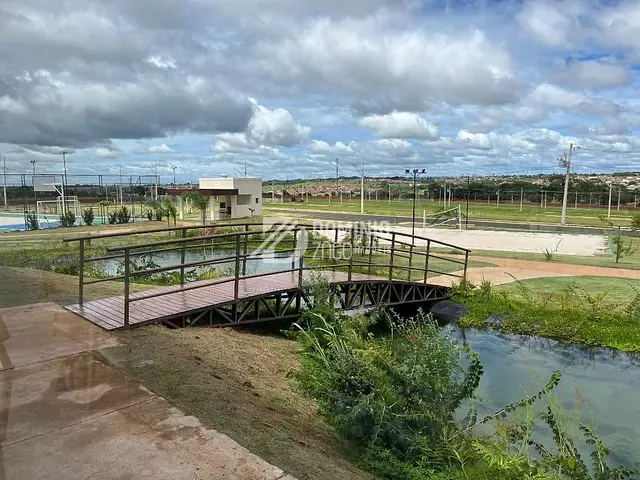 Casa com 250m² 3 quartos e 2 banheiros, à venda, no bairro Conjunto Manoel Mendes em Uberaba