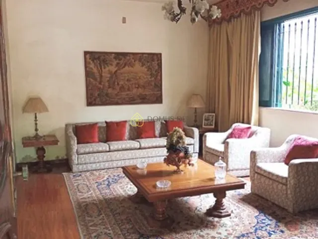 Casa com 430m² 3 quartos e 3 banheiros, à venda, no bairro Jardim Amália em Volta Redonda