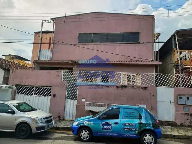 Casa com 384m² 2 quartos e 3 banheiros, à venda, no bairro Loanda em João Monlevade