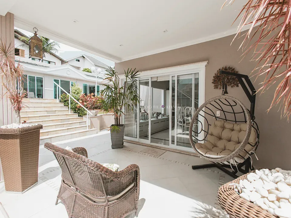 Casa, 4 quartos, 585 m² - Foto 30
