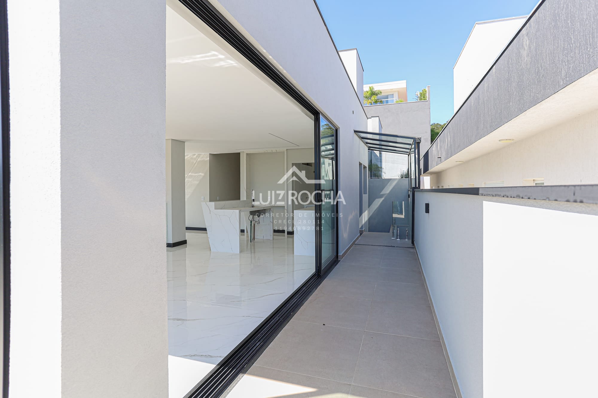 Casa à venda com 4 quartos, 273m² - Foto 23