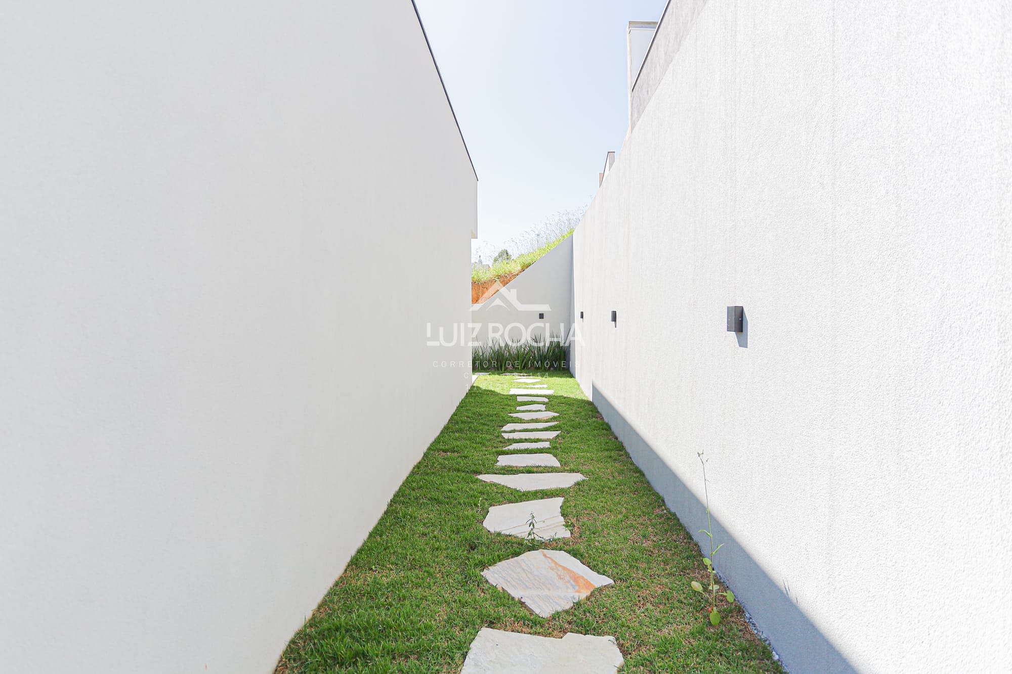 Casa à venda com 4 quartos, 273m² - Foto 42