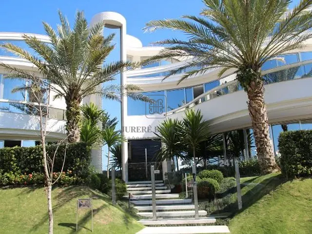 Casa 5 quartos e 7 banheiros, à venda, no bairro Jurerê Internacional em Florianópolis