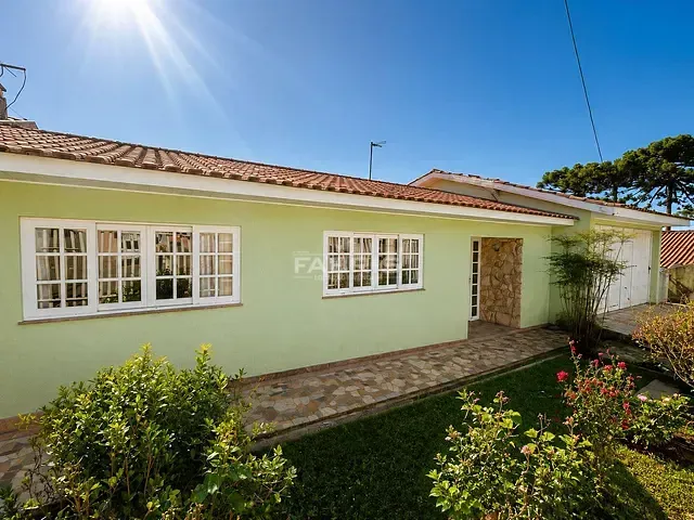 Casa com 276m² 4 quartos e 2 banheiros, à venda, no bairro Ouro Verde em Campo Largo