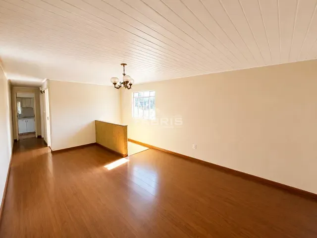 Casa com 276m² 4 quartos e 2 banheiros, à venda, no bairro Ouro Verde em Campo Largo