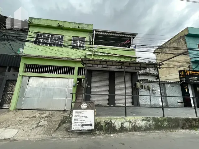 Casa com 430m² 10 quartos e 5 banheiros, à venda, no bairro Guarani em Nova Iguaçu